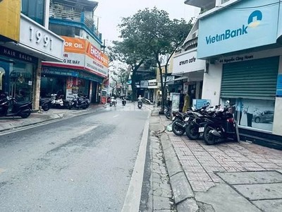 Bán NHÀ 5 Tầng Mặt Phố  Số 44 Nguyễn Công Hoan VỊ TRÍ VÀNG TRUNG TÂM BA. DTSD 460 m2 2
