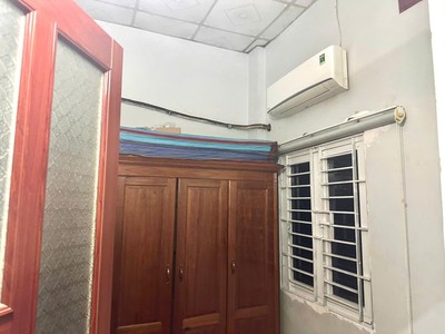 Linh tây hiếm có nhà 2 tầng   2pn   hẻm xe hơi   gần phạm văn đồng   chỉ 4.5 tỷ 2