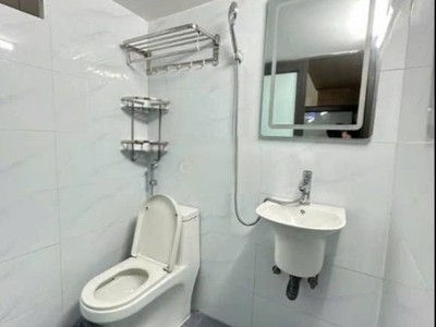 Cho thuê căn hộ tập thể tầng 3 90 phố lò đúc 40m2, full đồ ở gđ, nhóm 3 người 4