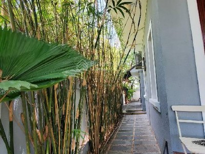 Bán biệt thự 4 tầng 200m2  10x20m  - đường 8m - làng việt kiều phong phú - nhỉnh 12 tỷ, nội thất gỗ 3