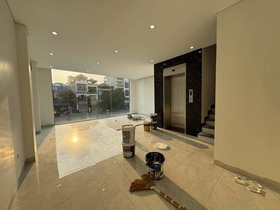 Bán nhà mặt phố kinh doanh- văn phòng phố hồng tiến 48m2 x  6 tầng, 27.9 tỷ long biên. 4