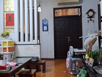Cần bán nhà 5 tầng kinh doanh Ngô Xuân Quảng đường oto tránh DT 85m 16 tỷ 0