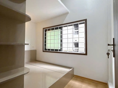 Bán căn hộ tập thể tầng 3, trần cung, 60m2, 3 ngủ, căn góc, ô tô vào được, 3 tỷ 100 1