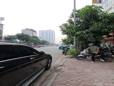  36m  trục đường 23m - kinh doanh cực đẹp tại trâu quỳ, gia lâm  ☎  ☎ 1