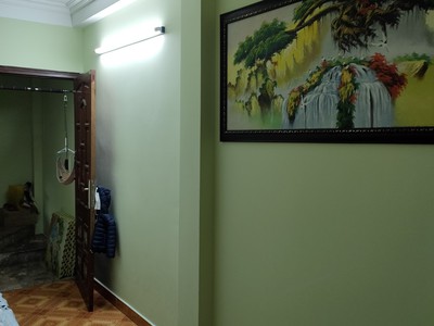 Bán gấp giá rẻ mai hương 20m, 4 tầng, mặt tiền 3m, 3 tỷ hai bà trưng. 2