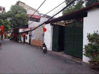 Bán nhà ở hồng tiến, bồ đề, sát mặt phố, ngõ oto vào rộng 142m, mặt tiền: 5.8m, 22 tỷ 4 2