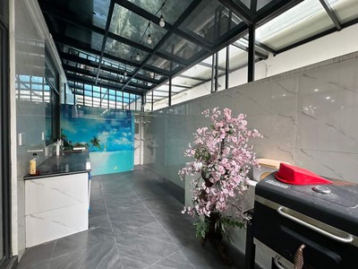 Cho thuê nguyên căn 5 phòng ngủ tại Vinhomes Marina 2