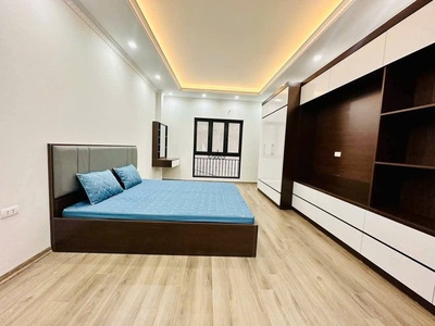 Nhà học viên tài chính - bắc từ liêm - dt30m2 - 5 tầng - giá 5,5 tỷ - để ở , cho thuê , ngõ thông 2