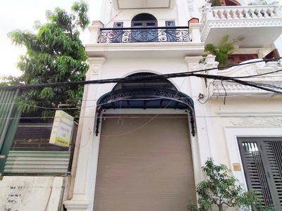Nhà khúc thừa dụ, mặt ngõ 5m, 67m 4 tầng, độc lập còn đẹp, giá 5.5 tỉ 0