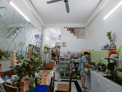Bán nhà 70m2, 5pn, 4wc, q.9, lê văn việt, 6.6 tỷ, sổ hồng 3