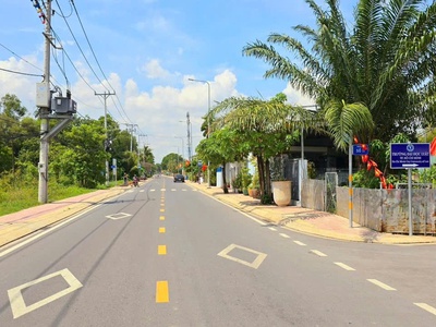 Kinh khủng khiếp, nhà dt 201m2, ngang 6, mặt tiền, quận 9, giá chỉ 2.96ty 0