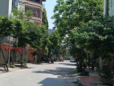 Bán đất dịch vụ, phân lô vỉa hè tại hà đông, kinh doanh bất chấp mọi loại hình, nhỉnh 12  tỷ 1