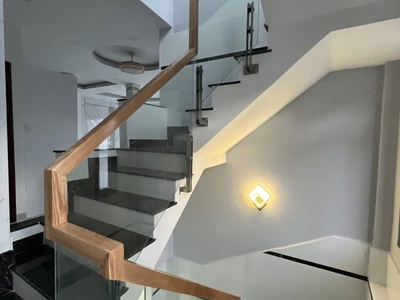 Bán nhà 2 mt lương thế vinh giao lũy bán bích, gần hòa bình, 6/10x13.5m, 4 tầng, 15.6 tỷ 4