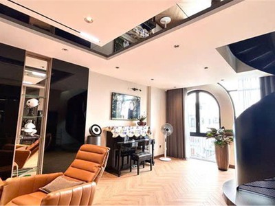 Bán nhà khu tđc-ngọc thụy 60m,6 tầng,thang máy,full nội thất sang chảnh,gara,giá 32 tỷ 1
