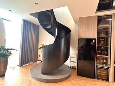 Bán nhà khu tđc-ngọc thụy 60m,6 tầng,thang máy,full nội thất sang chảnh,gara,giá 32 tỷ 2