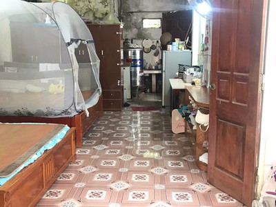 Cho thuê nhà 45 m2 ở và 5 m2 sân ở lai xá 0