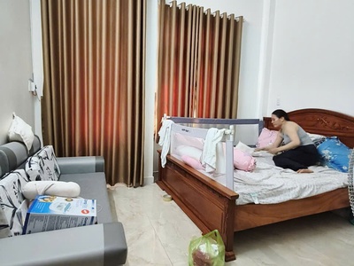 Gấp bán nhà ngay chợ bình thành hẻm nhựa 6m xe hơi vào nhà 56m2-4 tầng 5tỷ 1 2