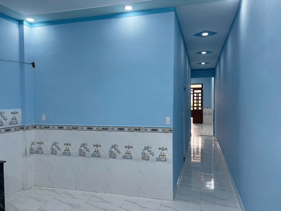 Bán nhà 200m2 mặt tiền vừa ở vừa kinh doanh, giá rẻ hơn trong hẻm 3