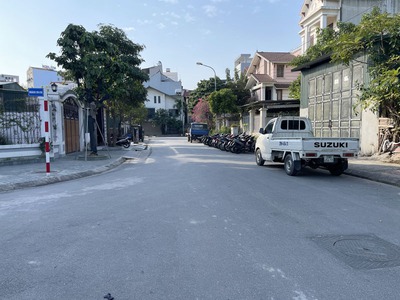 Bán lô đất đẹp 154m2 tại Đông Dư, Gia Lâm. Đường ô tô tránh, ngay cạnh cầu Thanh Trì và Ecopark 0