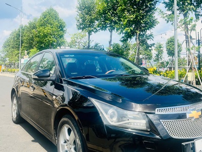Cần bán xe 4 chỗ đẹp 2