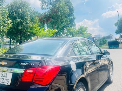 Cần bán xe 4 chỗ đẹp 13