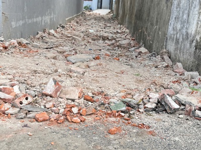 Bán đất sát dự án Vinhomes Dương Kinh, cách mặt đường Hải Phong 50m. 1