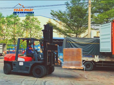  Cho thuê kho 400M    Đại lộ Độc Lập, KCN Sóng Thần    Giá chỉ từ 65.000Đ/M 0
