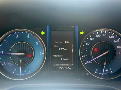 Bán xe Toyota Fortuner 2.4G 4x2 MT 2021, màu bạc. 6