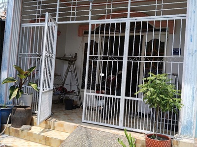 Bán nhà thị trấn Hóc Môn 4