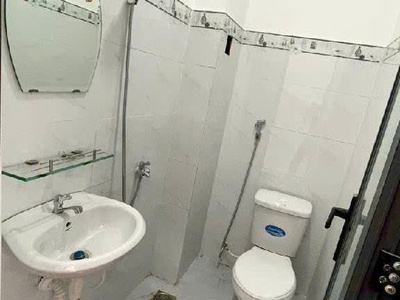 Bán nhà ngang 4 - 4PN - 36m2 - Giá 3.75 tỷ - Hẻm Chuyên Dùng Chính Q7 3