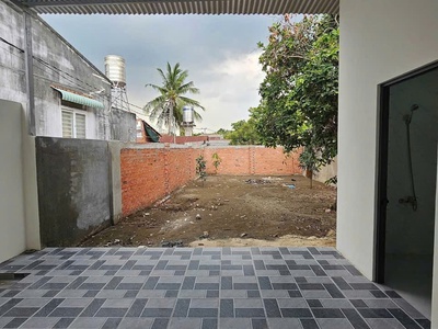Nhà MT chính chủ Bình Chánh, 2 phòng ngủ, 2.3 tỷ/77m2, sổ hồng riêng 2
