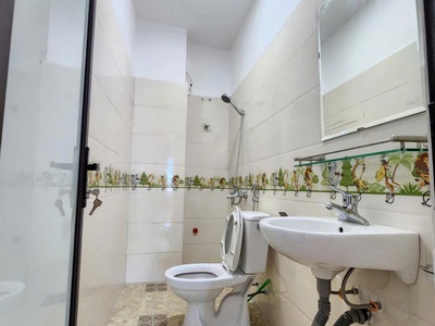  Chính Chủ Bán Nhà 5 Tầng Lĩnh Nam   Chỉ Hơn 1 Tỷ  Sổ Riêng   Ở Ngay   Cơ Hội Có 1-0-2 2