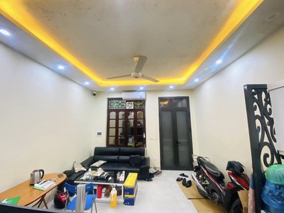 NHÀ ĐẸP PHỐ NGUYỄN KHOÁI   VÀI PHÚT LÊN PHỐ 30m2 4 tầng xung quanh an ninh đảm bảo GIÁ 6.1 tỷ 3