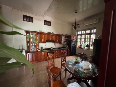  siêu phẩm biệt thự cổ view hồ   lô góc vip ngọc thụy   vỉa hè   ô tô tránh   giá chốt mềm  2