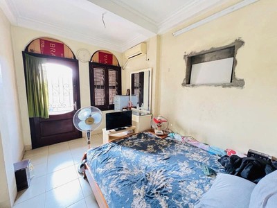 Bán nhà hàng buồm, 25m2, 5 tầng, mặt tiền 3.5m, 19.8 tỷ, kinh doanh đỉnh 1
