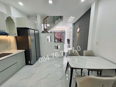 Bán  nhà gò vấp 3 tầng, 45m , 4x12m, 6.65 tỷ, 3pn, 3wc - vị trí đắc địa, sổ hồng 2
