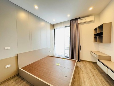 Bán nhà ngọc thuỵ trong đê 37m  x 4t, oto, nở hậu siêu đẹp chỉ 6 tỷ 1 còn thương lượng. lh 2