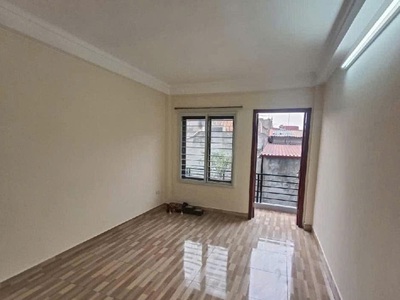 Bán nhà Bạch Mai, 5PN. Dân xây, lô góc, ngõ ba gác đẹp. Dọn về ở ngay. 37m2 5T. 3