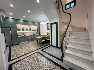 Hiếm   mảnh đất vàng mặt phố minh khai, vỉa hè ô tô tránh, kinh doanh đỉnh, tt hai bà trưng 1