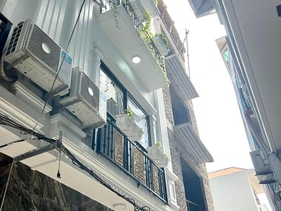 Ngô quyền -hà đông -ô tô đỗ 2