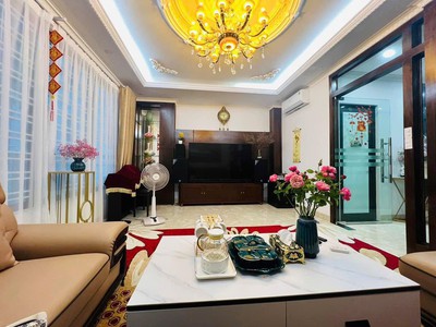Phân lô hoàng quốc việt   thang máy   ôtô vào nhà - 75m 6t - sổ vuông đẹp 1