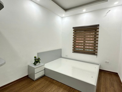 Hiếm    cần bán căn hộ tập thể phố bùi ngọc dương, hai bà trưng, sd 120m2, vài phút lên phố, view 2
