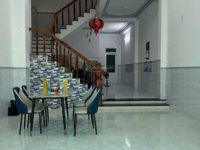 Cho thuê nhà đẹp 90m2 3 tầng khu kdt lê hồng phong 2 giá rẻ 15tr/tháng 0