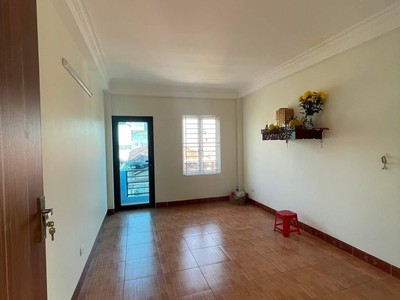Bán nhà hai bà trưng   ngõ thông   ô tô tránh   43m2   chỉ 11 tỷ 4