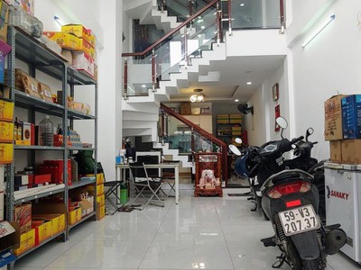 Bán nhà mặt tiền 5 tầng đường 10m thới an quận 12 - diện tích 62m2  4.2x15 , nhà mới đẹp vào ở ngay. 2