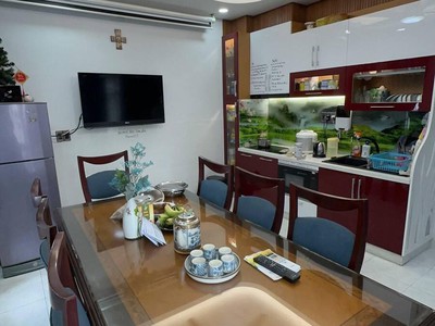 Vip   quận 3  - p14- lô góc -hxh- sát mặt tiền- mới đẹp gần 60m2- ngang 4.3- 6 tầng 10pn- chính chủ 0
