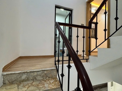 Bán nhà 32m 4 tầng ngõ rộng thoáng đẹp tại 296 minh khai, hbt 3