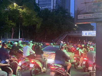 Mặt phố tây sơn   giá mặt ngõ   kinh doanh đỉnh   nhà 6 tầng chắc chắn   dòng tiền ổn định 2