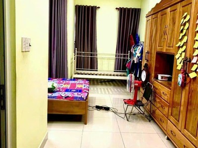 Gấp bán nhà 2 tâng lê văn việt. 100m2, khu phân lô. ngay ngã 3 mỹ thành - lê văn việt. 4