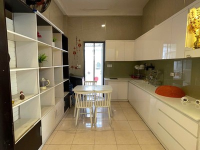 Bán nhà vườn 2 tầng   kiệt rộng núi thành   gần sân bay   tt 0